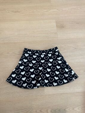 Girls' Black Heart Print Skirt